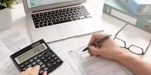 كم راتب المحاسب المصري في السعودية