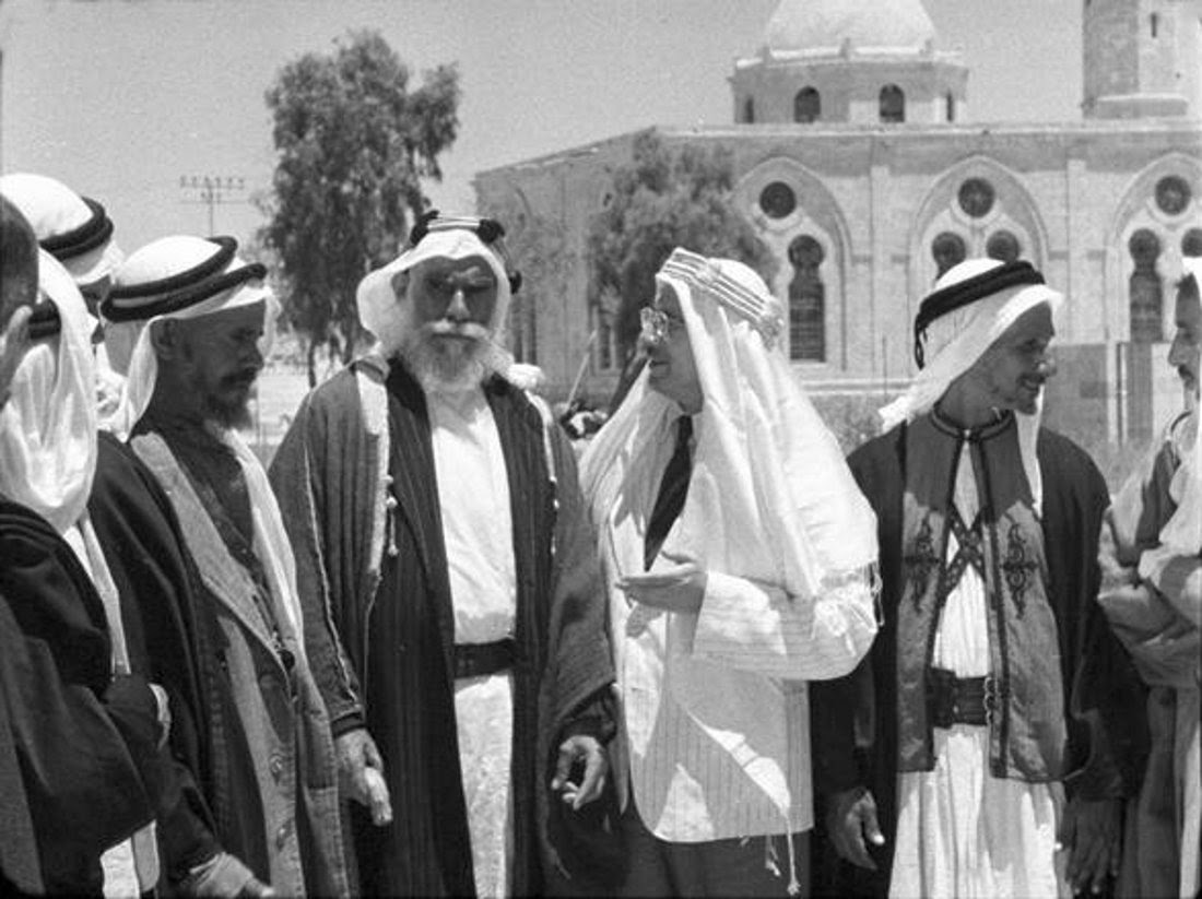 من هم العواجي