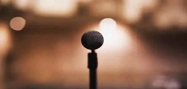 مقدمة إذاعة مدرسية عن العمل 2025 مميزة 1 مقدمة إذاعة مدرسية عن العمل