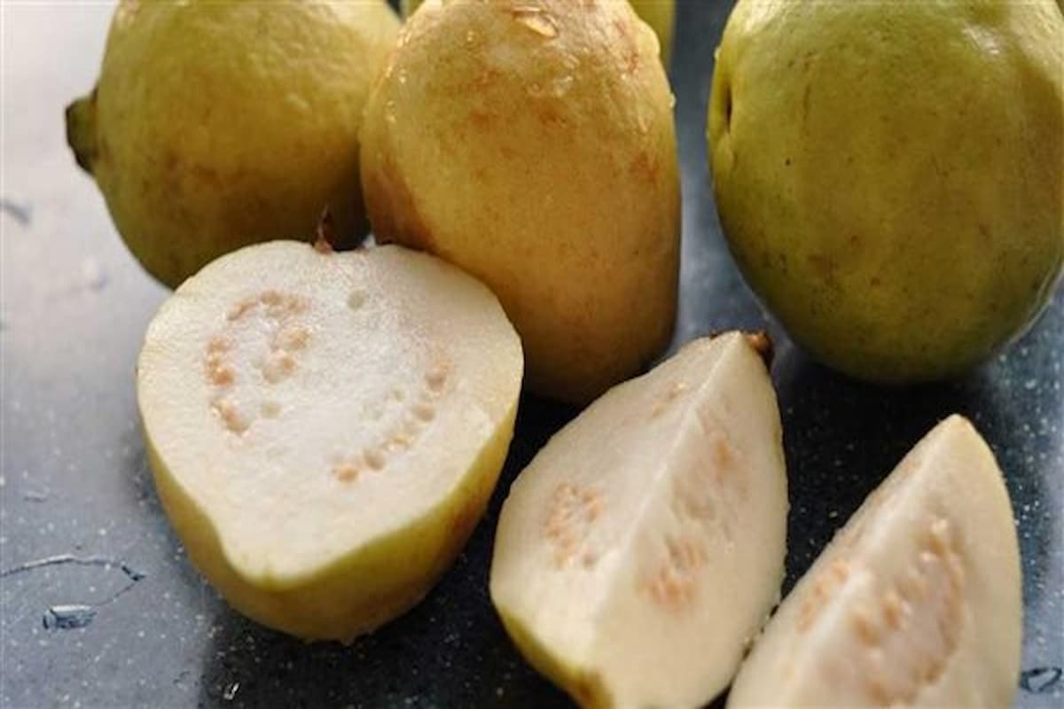 تفسير حلم الجوافة الخضراء في المنام للمتزوجة ابن سيرين 1 تفسير حلم الجوافة الخضراء