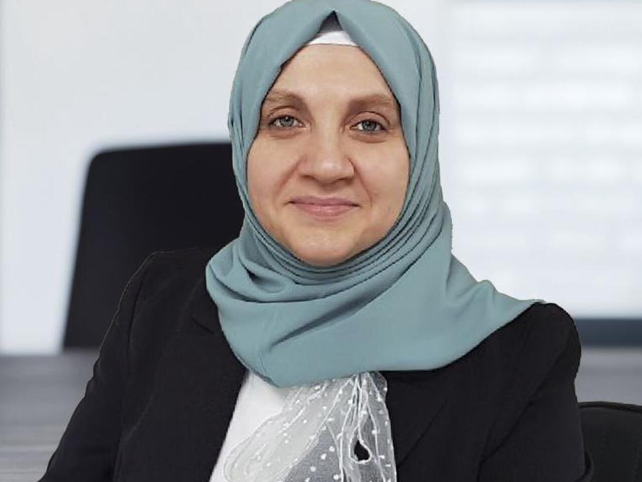 بعد تسلمها ملف المرأة السورية.. ما لا تعرفه عن عائشة الدبس أحدث أعضاء الحكومة الجديدة 1 415489747 2212577952407060 2086339179587211118 n