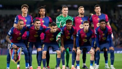 اسماء لاعبين برشلونة وصورهم 2025