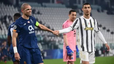 اكثر لاعب حصل على بطاقات حمراء في التاريخ