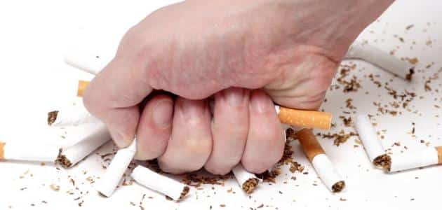 كيف اساعد ابني على الاقلاع عن التدخين.. طرق التعامل مع المراهقين 1 كيف اساعد ابني على الاقلاع عن التدخين