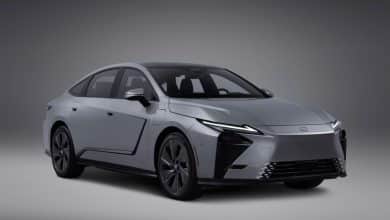 سعر ومواصفات 2026 lexus es الجديدة كليًا في السعودية