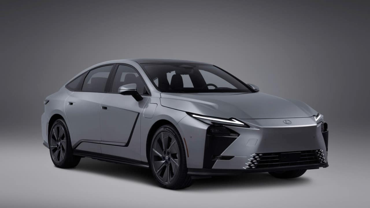 سعر ومواصفات 2026 lexus es الجديدة كليًا في السعودية 1 سعر ومواصفات 2026 lexus es الجديدة كليًا في السعودية