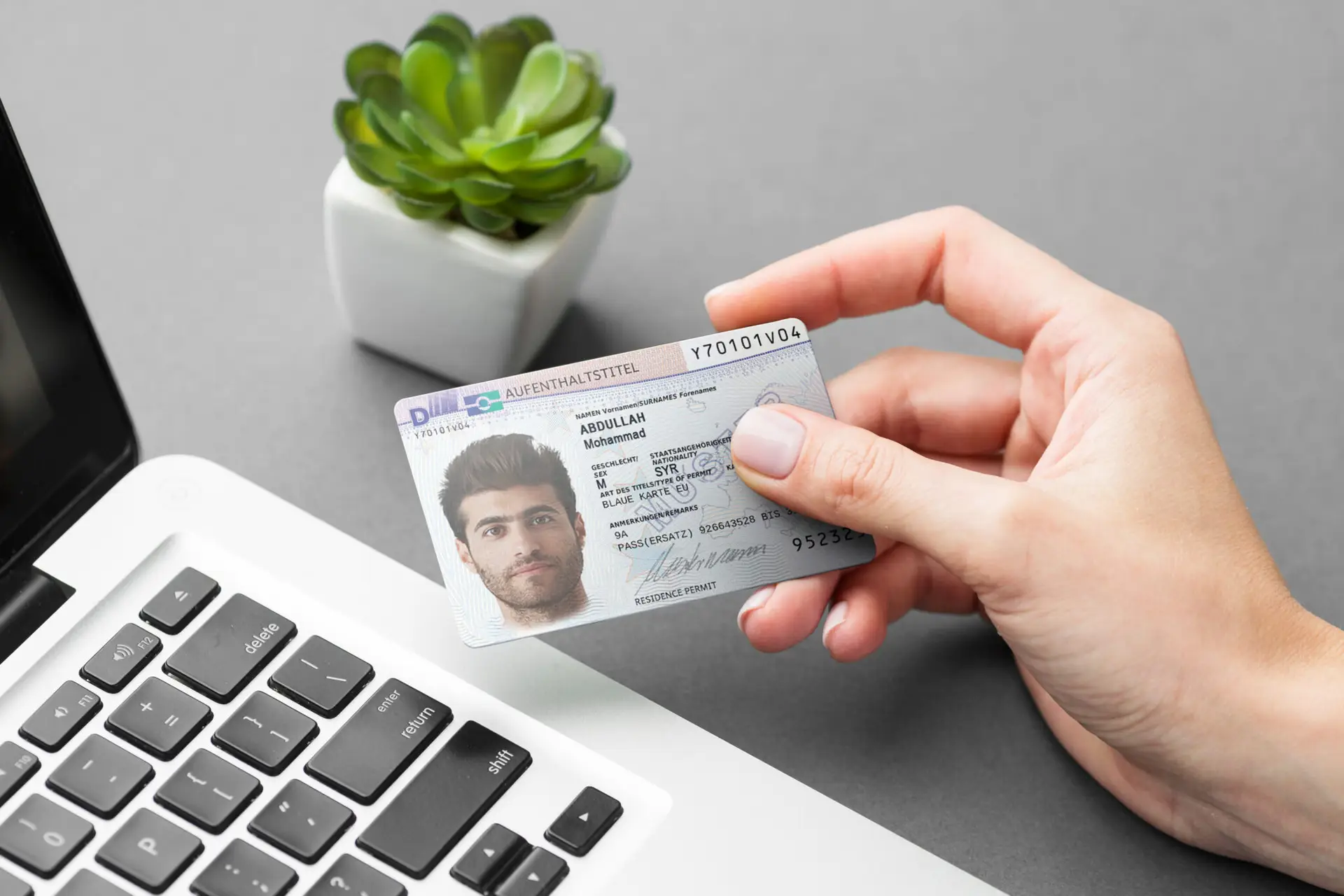 كيف تصبح مقيمًا دائمًا في ألمانيا؟! شروط الاقامة الدائمة في المانيا 1 كيف تصبح مقيمًا دائمًا في ألمانيا