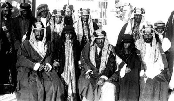 لمن يرجع نسب ال سعود؟! أصل آل سعود 1 لمن يرجع نسب ال سعود؟! أصل آل سعود